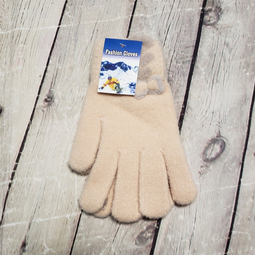 Jacquard women's winter gloves.